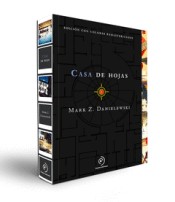 Cover Image: CASA DE HOJAS