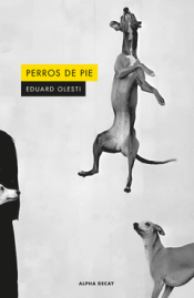 Cover Image: PERROS DE PIE