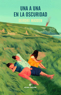 Cover Image: UNA A UNA EN LA OSCURIDAD